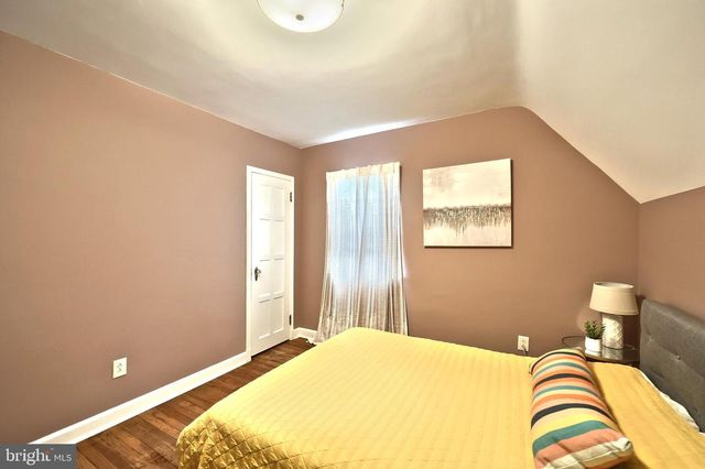 322 CRESTON RD, York, PA 17403