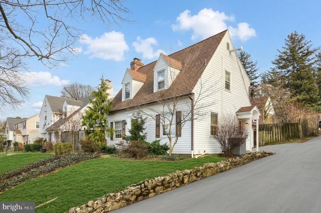 322 CRESTON RD, York, PA 17403