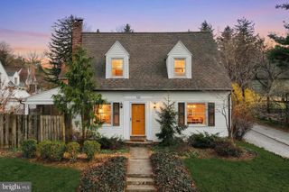 322 CRESTON RD, York, PA 17403