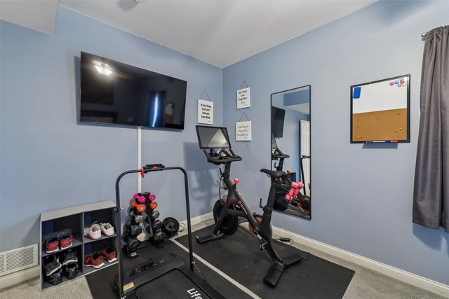 959 204th Place, Pella, IA 50219