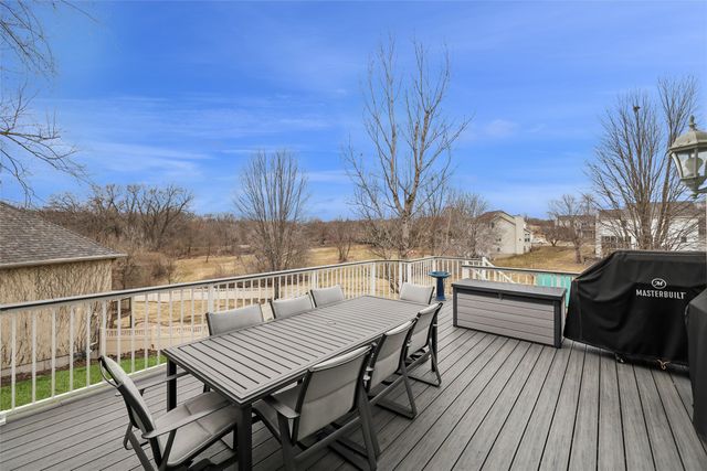 959 204th Place, Pella, IA 50219