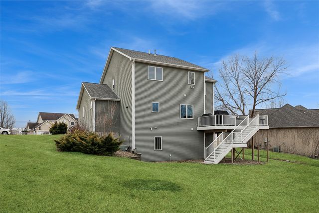 959 204th Place, Pella, IA 50219