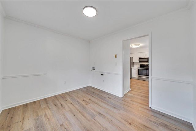 2049 Surrey LN, Roanoke, VA 24012