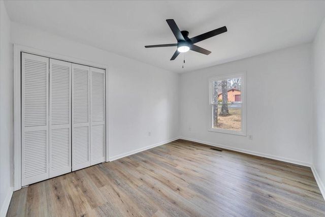 2049 Surrey LN, Roanoke, VA 24012