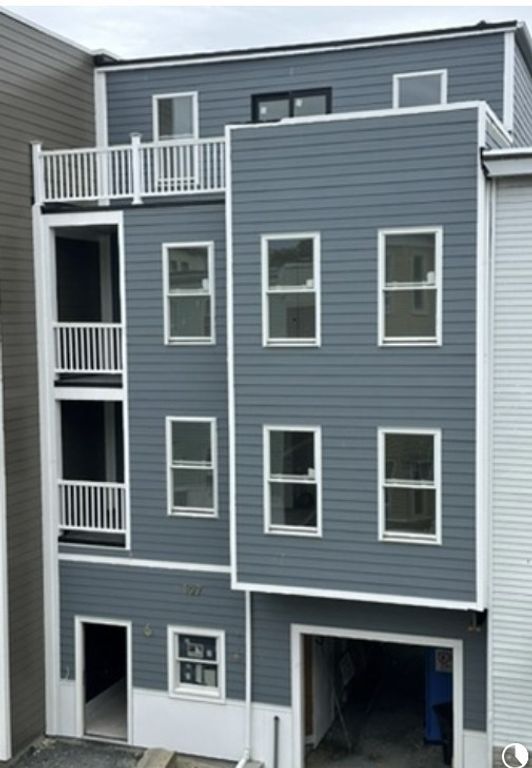 197 Havre St 1, Boston, MA 02128