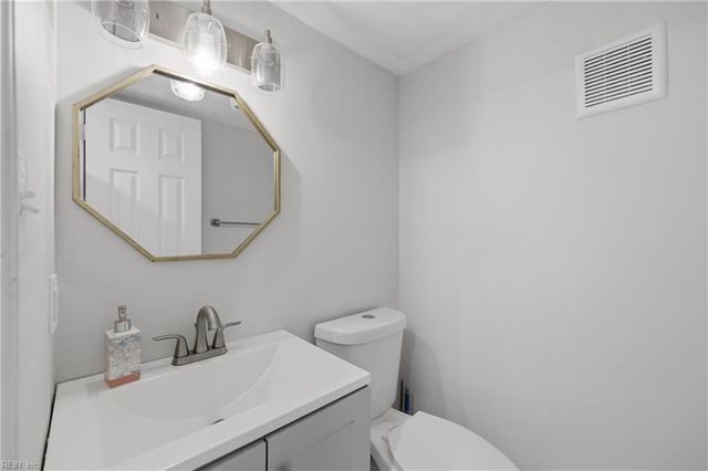 708 Westwood AVE, Hampton, VA 23661