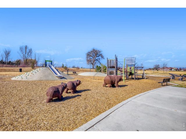 3907 Heatherwood Cir, Johnstown, CO 80534