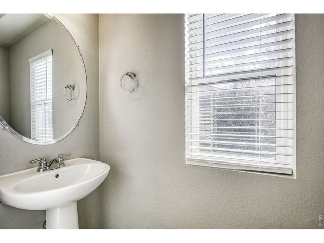 3907 Heatherwood Cir, Johnstown, CO 80534