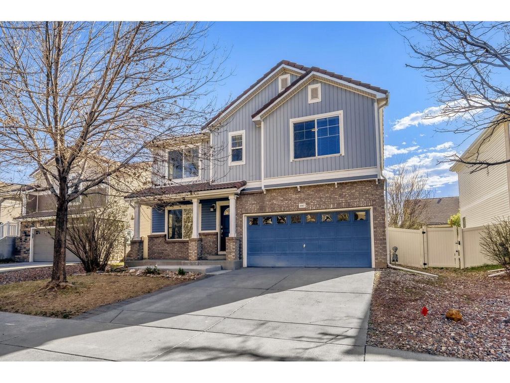 3907 Heatherwood Cir, Johnstown, CO 80534