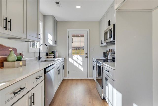 3527 Troutland AVE, Roanoke, VA 24017