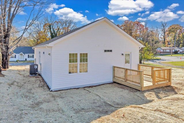 3527 Troutland AVE, Roanoke, VA 24017