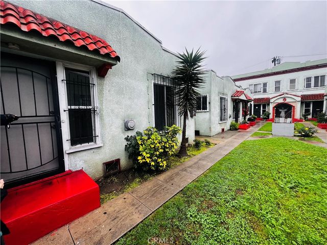 6325 S Figueroa Street, Los Angeles, CA 90003