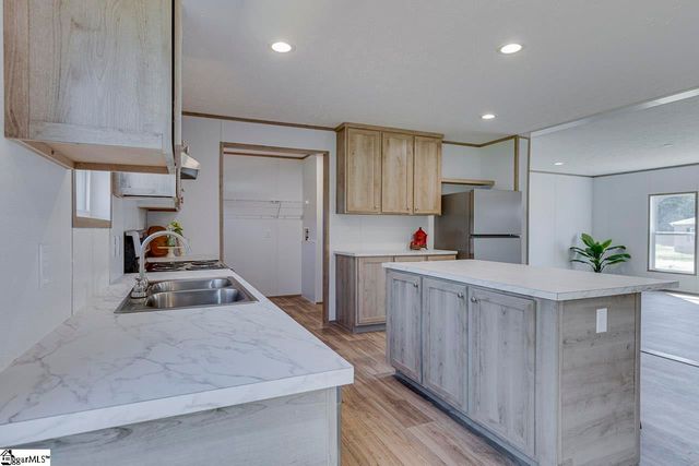 101 Garnet Lane, Easley, SC 29640