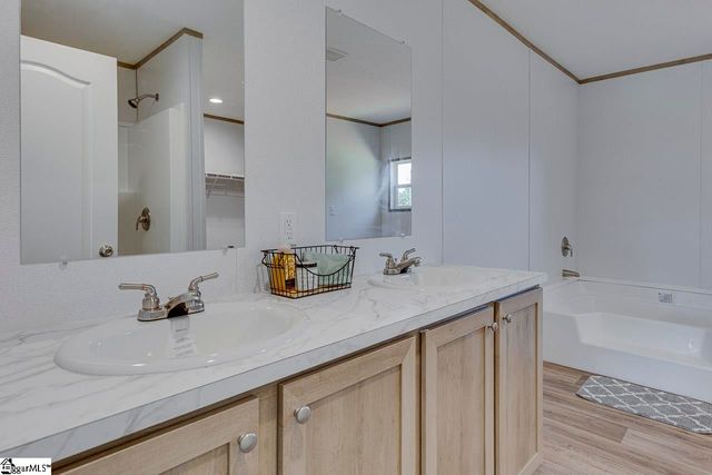 101 Garnet Lane, Easley, SC 29640