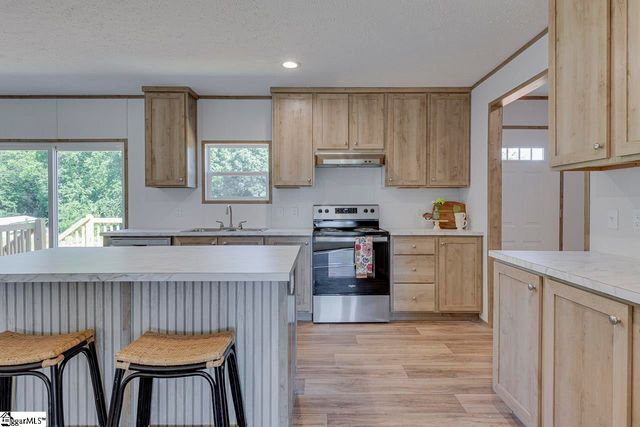 101 Garnet Lane, Easley, SC 29640