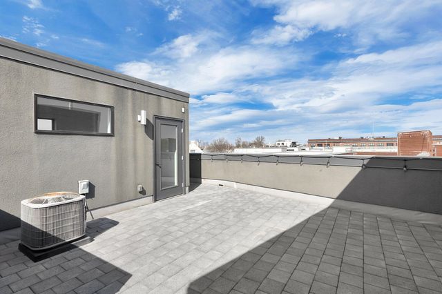 806 Senco Lane, Columbus, OH 43215