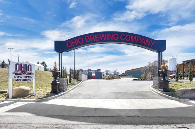 806 Senco Lane, Columbus, OH 43215