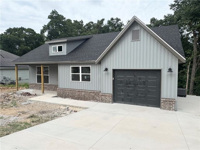 39 Taransay Circle, Bella Vista, AR 72715