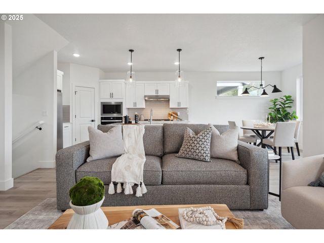 19885 Sw Lou Ln L-23, Beaverton, OR 97007