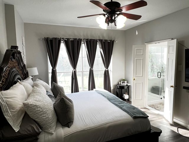 15611 Brookwood Lake Place, Sugar Land, TX 77498