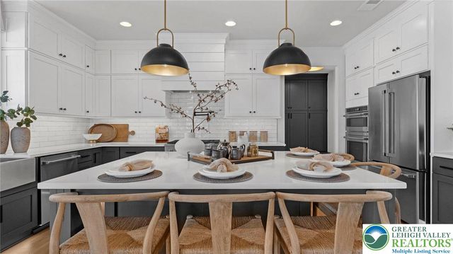 5395 Red Oak Drive, Upper Saucon Twp, PA 18036