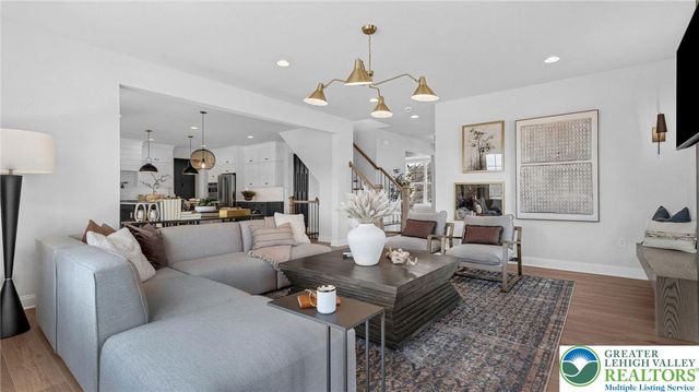 5395 Red Oak Drive, Upper Saucon Twp, PA 18036