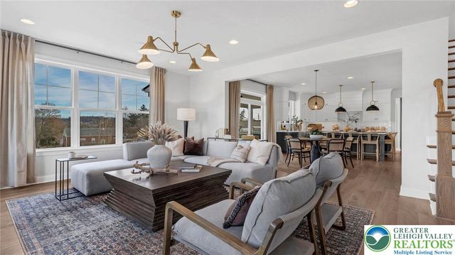 5395 Red Oak Drive, Upper Saucon Twp, PA 18036