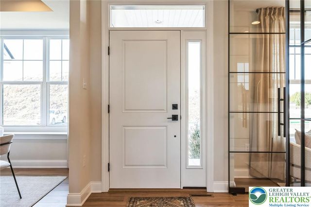 5395 Red Oak Drive, Upper Saucon Twp, PA 18036