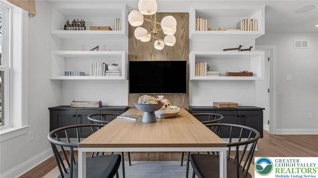 5395 Red Oak Drive, Upper Saucon Twp, PA 18036