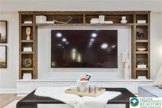 5395 Red Oak Drive, Upper Saucon Twp, PA 18036