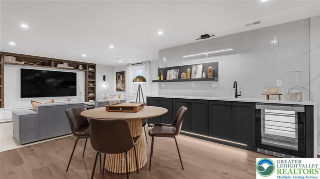 5395 Red Oak Drive, Upper Saucon Twp, PA 18036