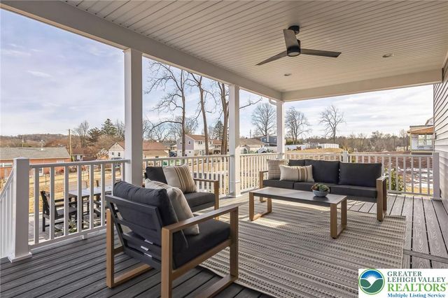 5395 Red Oak Drive, Upper Saucon Twp, PA 18036