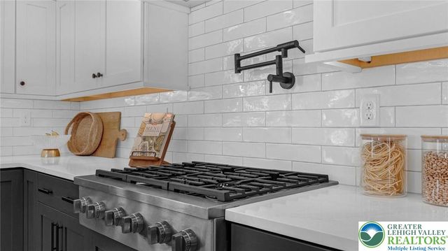 5395 Red Oak Drive, Upper Saucon Twp, PA 18036