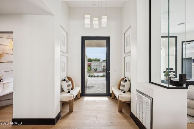 10874 E PALOMINO Road, Scottsdale, AZ 85259