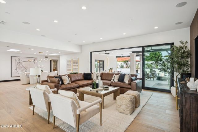 10874 E PALOMINO Road, Scottsdale, AZ 85259