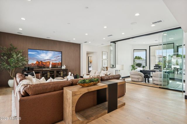 10874 E PALOMINO Road, Scottsdale, AZ 85259