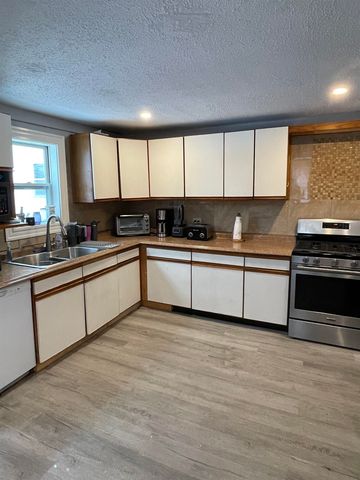 173 Main Street, Belmont, NH 03220