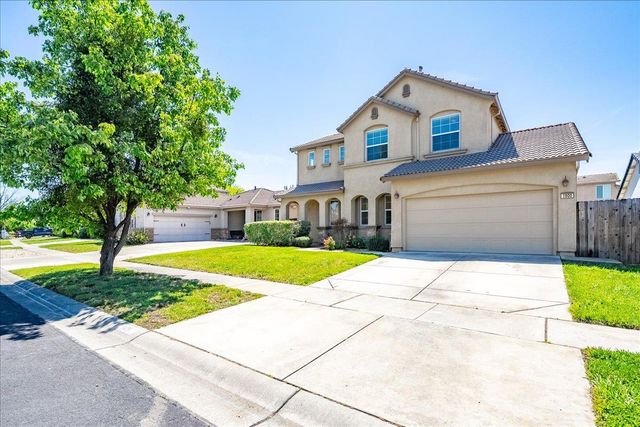 1900 Pyramid Creek Dr, Marysville, CA 95901