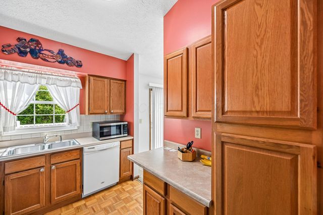 3647 Seattle Slew Drive, Columbus, OH 43221