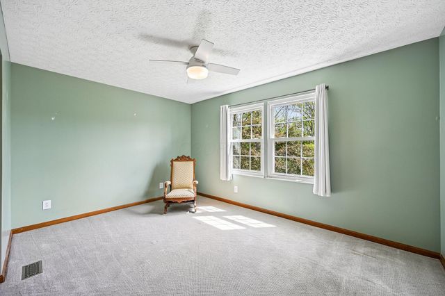 3647 Seattle Slew Drive, Columbus, OH 43221