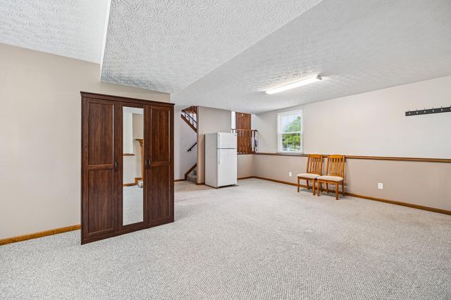 3647 Seattle Slew Drive, Columbus, OH 43221