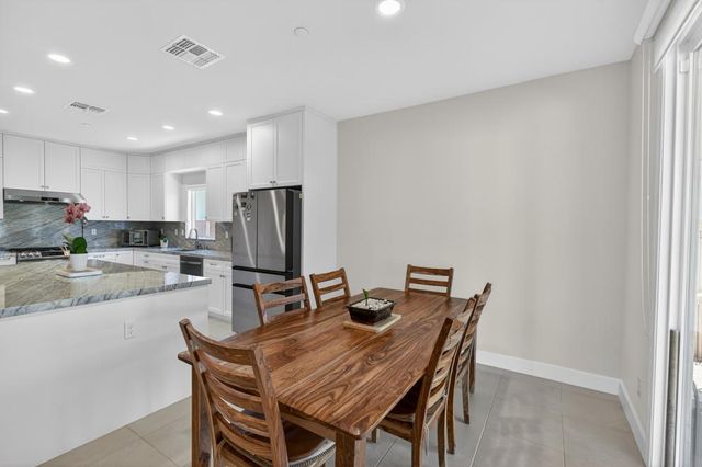 7605 Ferrell Way, Elk Grove, CA 95757