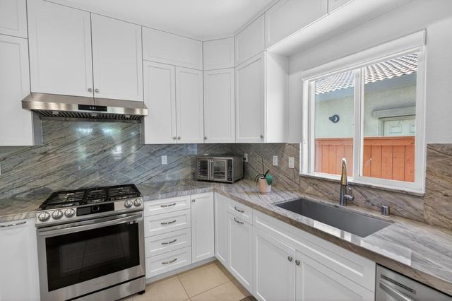 7605 Ferrell Way, Elk Grove, CA 95757