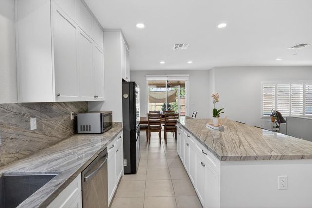 7605 Ferrell Way, Elk Grove, CA 95757