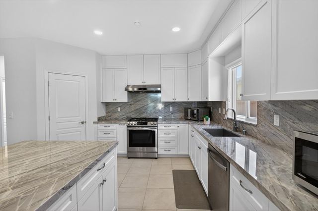 7605 Ferrell Way, Elk Grove, CA 95757