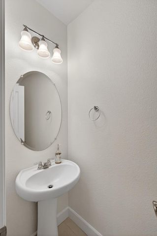 7605 Ferrell Way, Elk Grove, CA 95757