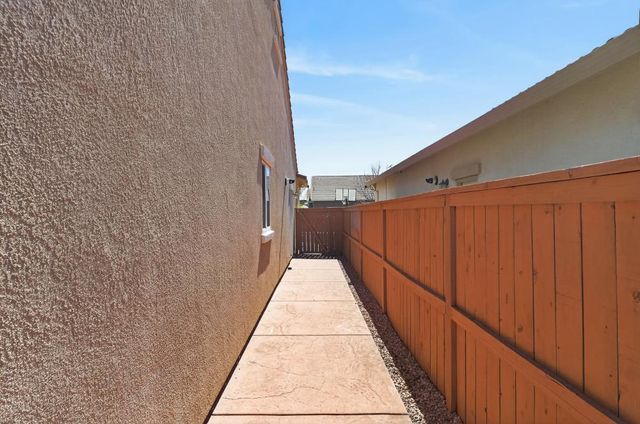 7605 Ferrell Way, Elk Grove, CA 95757