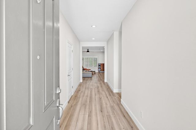 7605 Ferrell Way, Elk Grove, CA 95757