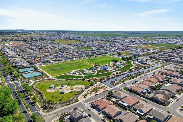 7605 Ferrell Way, Elk Grove, CA 95757