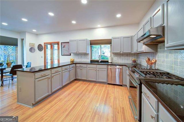 480 Chimney Bluff, Alpharetta, GA 30022